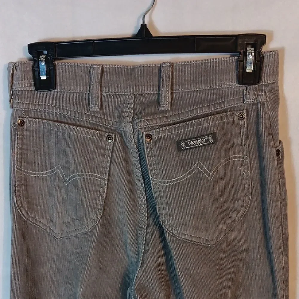 Wrangler Corduroy Jeans in Gray